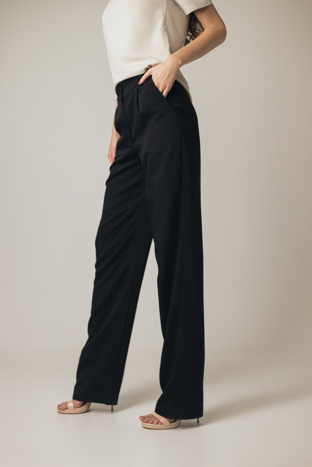 Dlouhé elegantní kalhoty pro vysoké ženy od TALLYOU.